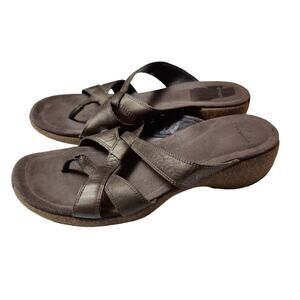 Merrell Womens Sz 10 Sundial Slide Sandals Antique Brass Metallic Cork Sole Shoe